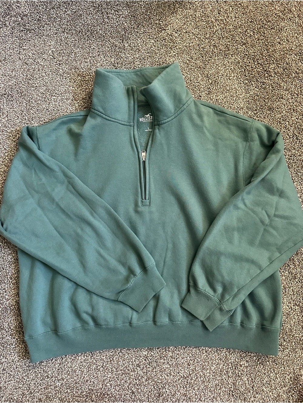 Hollister Women’s Green Quarter-Zip Pullover Sweater